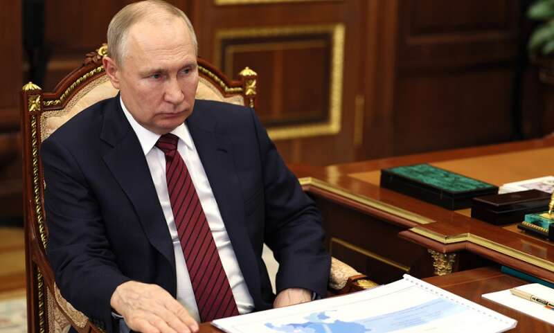 Путин выиграл региональные выборы, сетует западная пресса